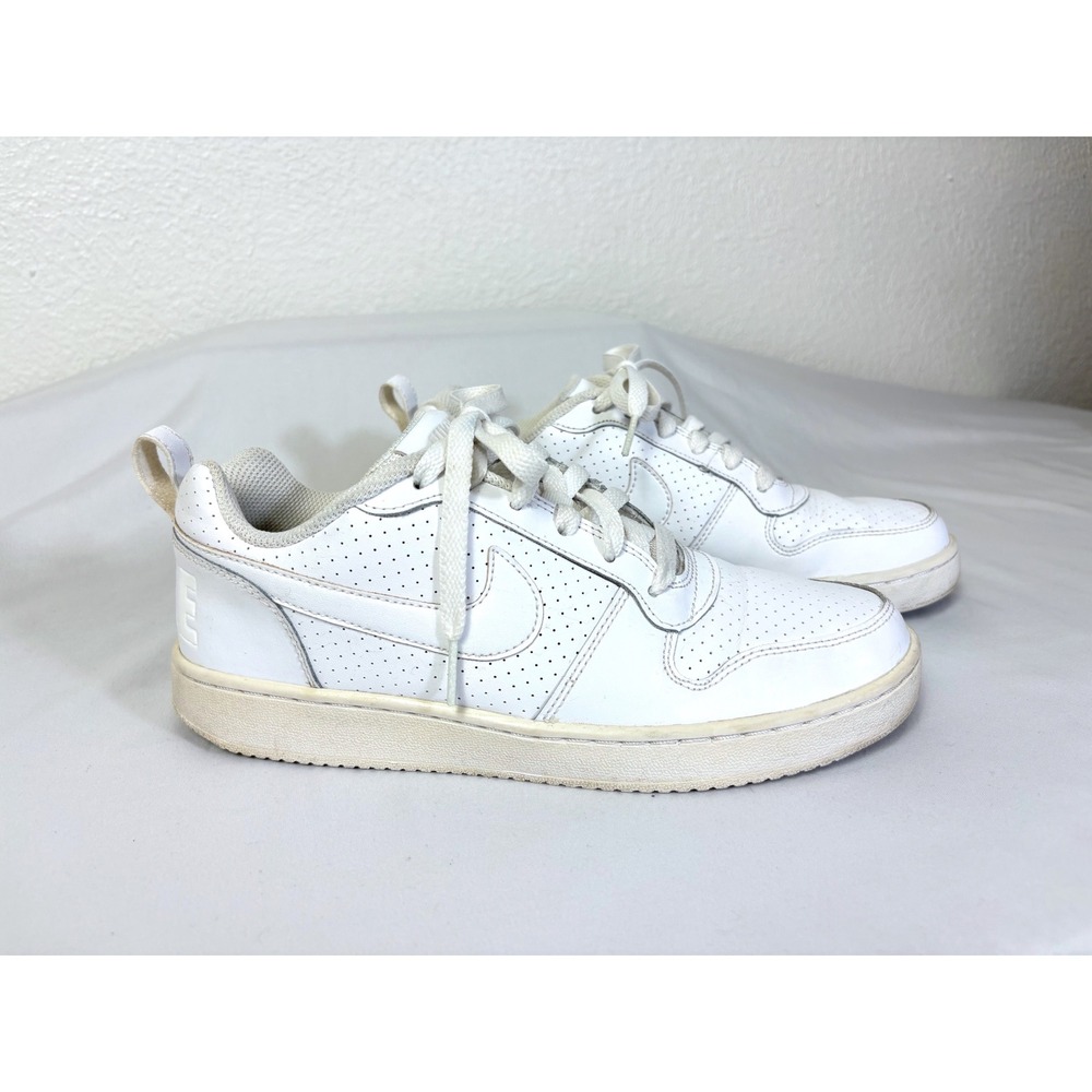 Nike Court Borough White Low Top Sneakers Shoes Women's Size 8 Streetwear Casual